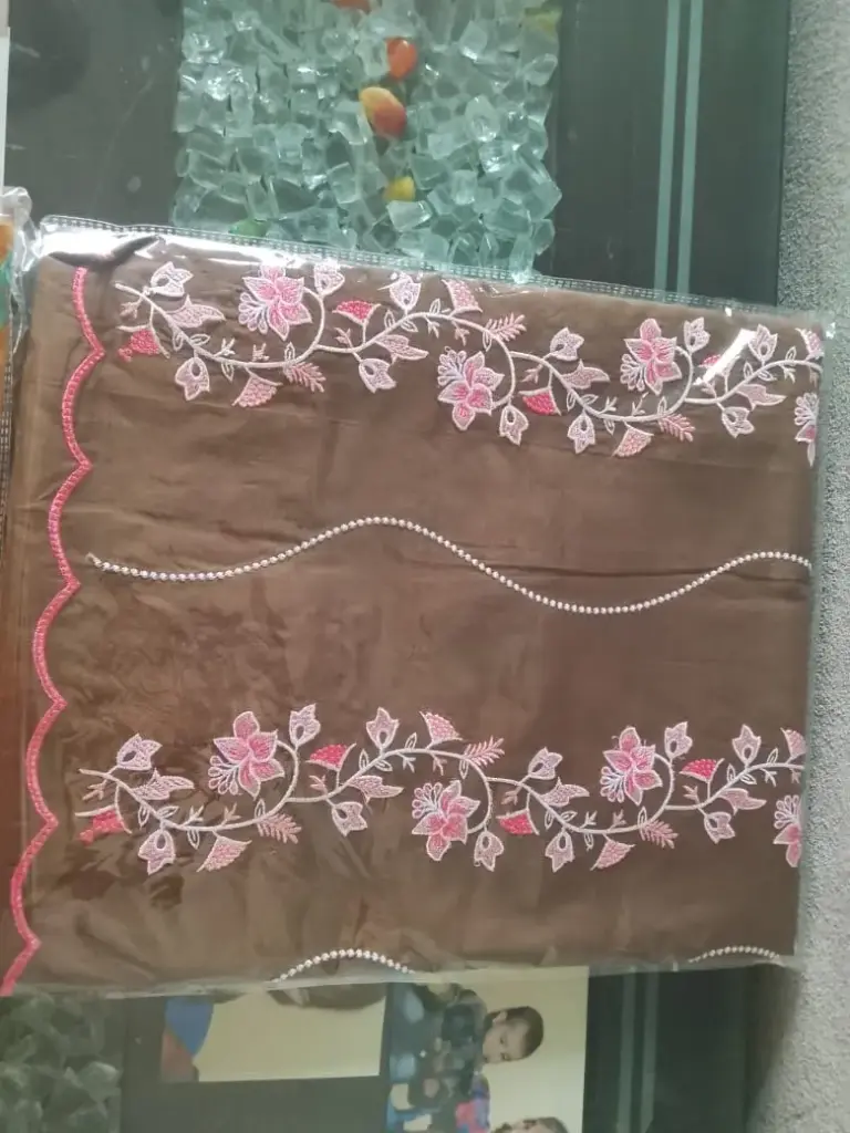 we sell ladies suits at wholesale prices